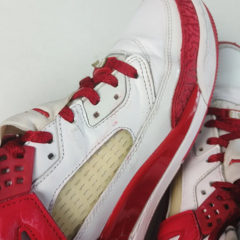 Jordan NikeID Men's Retro Sneakers 2012 Style 532513-993 Size 13 White/Red Snake